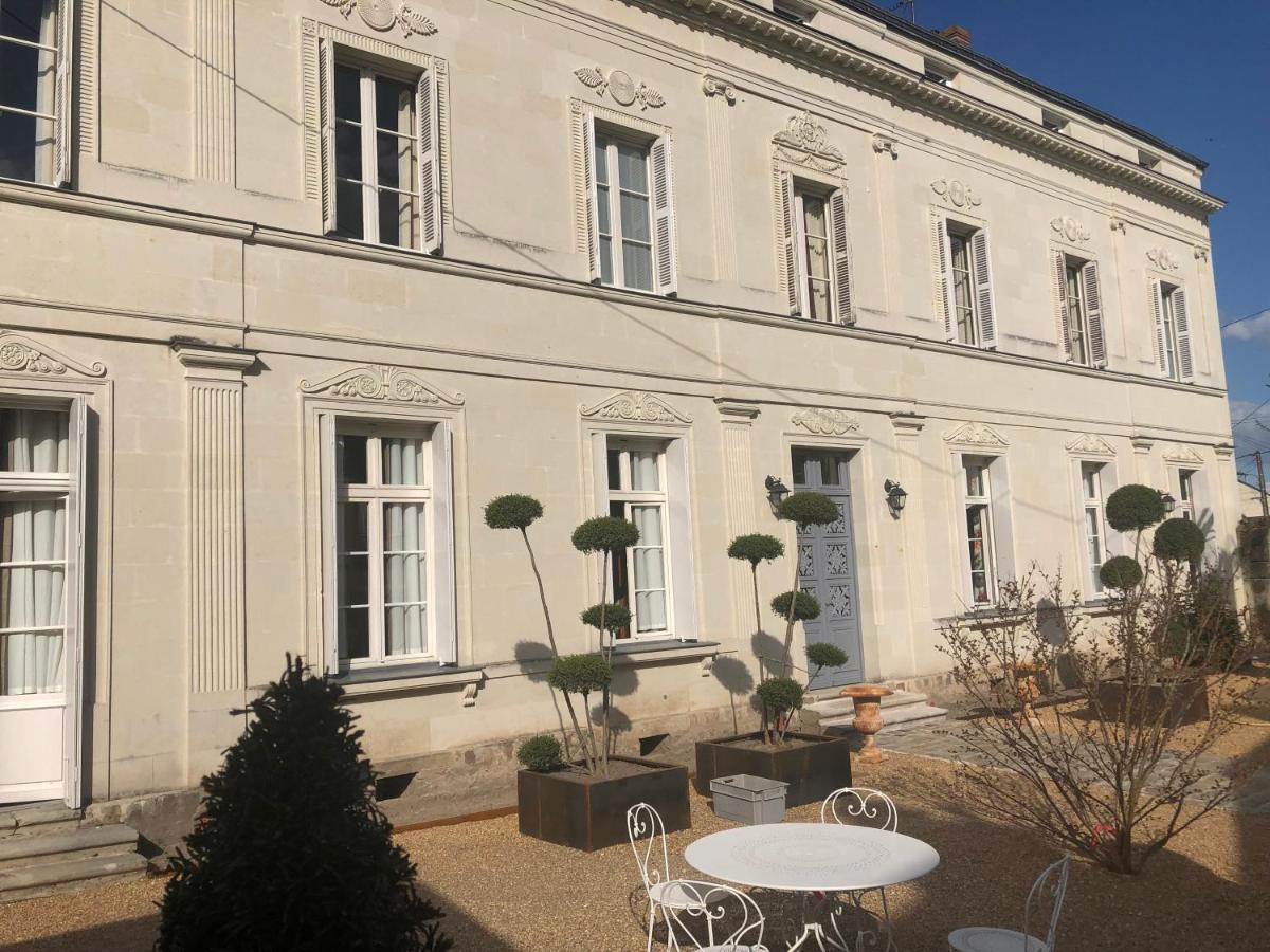 ホテル Aux Marquises ソミュール エクステリア 写真